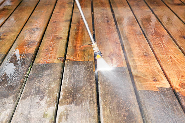 Why Choose Our Certified Pressure Washing Experts for Your Project Needs in Tylertown, MS?